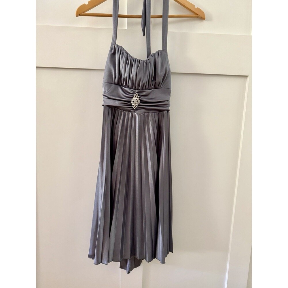 Women’s Speechless Gray Silver Halter Dress Prom Pleated Dance Formal Size XS